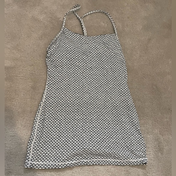 Lululemon racerback tank top built in bra - Picture 1 of 4